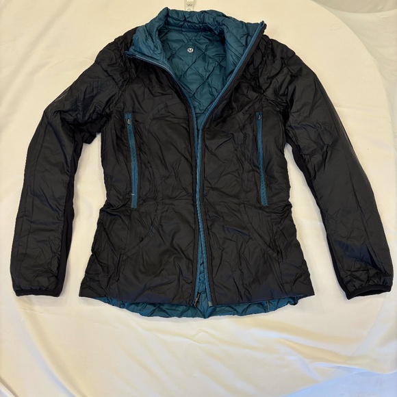 Lululemon RUN: Turnaround Jacket NWT size 8 - Picture 5 of 6